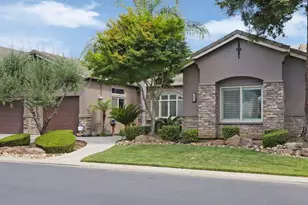 10928 St Moritz Cir, Stockton, CA 95209 - Photo 2