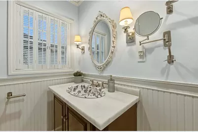 1058 Perkins Way, Sacramento, CA 95818 - Photo 20