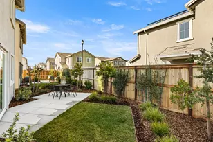 2008 Shady Tree Cir, Roseville, CA 95747 - Photo 10