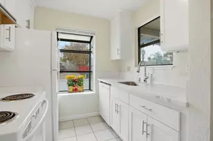 8185 Essen Way, Sacramento, CA 95823 - Photo 28