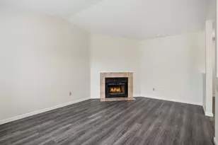 8185 Essen Way, Sacramento, CA 95823 - Photo 8