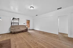 741 Reeves Ave, Yuba City, CA 95991 - Photo 6