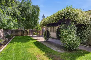 1416 Ranch House Ct, Oakdale, CA 95361 - Photo 4