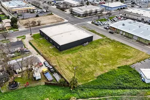 1505 W 18th St, Merced, CA 95340 - Photo 10