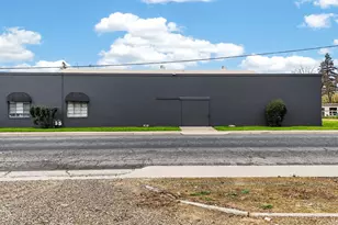 1505 W 18th St, Merced, CA 95340 - Photo 36