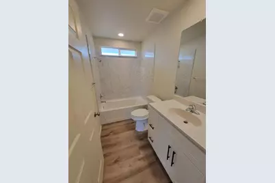 471 E Alameda Street, Manteca, CA 95336 - Photo 6