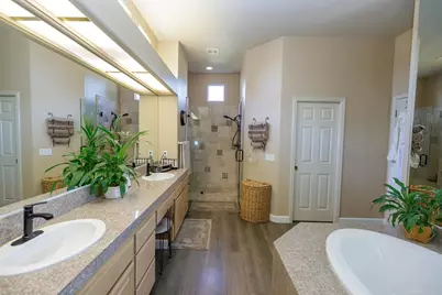 404 Solmar Court, Oakdale, CA 95361 - Photo 32