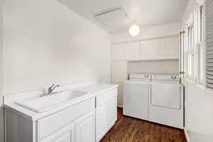 3624 Brockway Ct, Sacramento, CA 95818 - Photo 20