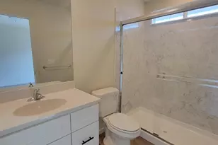 467 E Alameda St, Manteca, CA 95336 - Photo 10