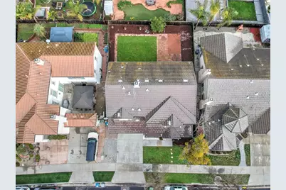 523 Danbury Place, Lathrop, CA 95330 - Photo 4