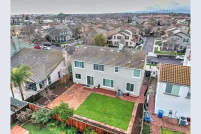 523 Danbury Place, Lathrop, CA 95330 - Photo 8