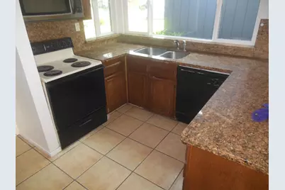 2446 Golden Bear Circle, Stockton, CA 95209 - Photo 4