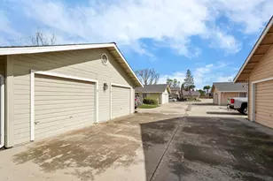 1901 S Mills Ave, Lodi, CA 95242 - Photo 30