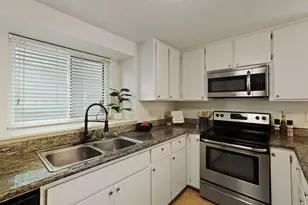 1901 S Mills Ave, Lodi, CA 95242 - Photo 10