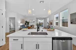 10156 Zane Wy, Elk Grove, CA 95757 - Photo 20