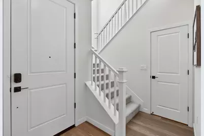 10156 Zane Way, Elk Grove, CA 95757 - Photo 6