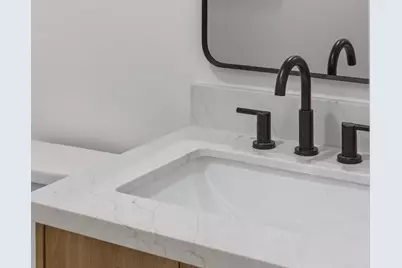 2821 Democracy Alley, Sacramento, CA 95816 - Photo 34