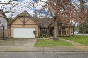 18010 Foreman Ct, Linden, CA 95236 - Photo 2