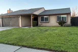 8719 Crystal River Way, Sacramento, CA 95828 - Photo 2