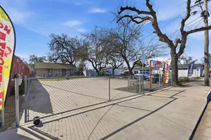 1934 G St, Modesto, CA 95354 - Photo 2