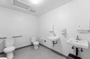 1934 G St, Modesto, CA 95354 - Photo 28