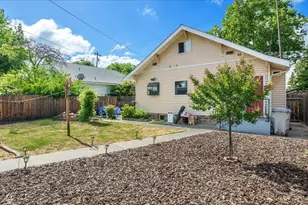 221 Cross St, Woodland, CA 95695 - Photo 32