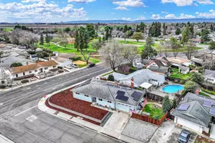 1654 Donner Way, Woodland, CA 95695 - Photo 4