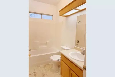 747 Windsor Court, Los Banos, CA 93635 - Photo 14