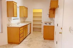 747 Windsor Ct, Los Banos, CA 93635 - Photo 8