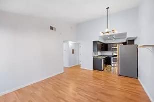 250 Del Verde Cir, Sacramento, CA 95833 - Photo 8