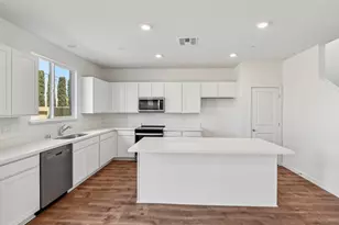 1909 Brianna Way, Yuba City, CA 95993 - Photo 2