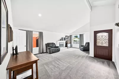 9017 Prairie Trail Way, Sacramento, CA 95826 - Photo 2