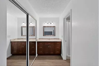 9017 Prairie Trail Way, Sacramento, CA 95826 - Photo 18