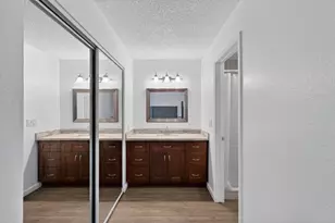 9017 Prairie Trail Way, Sacramento, CA 95826 - Photo 18