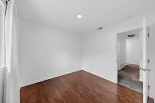 9017 Prairie Trail Way, Sacramento, CA 95826 - Photo 10