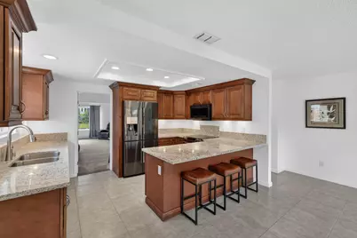 9017 Prairie Trail Way, Sacramento, CA 95826 - Photo 6