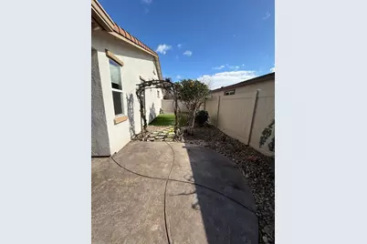 2443 Plumcreek Lane, Manteca, CA 95336 - Photo 24