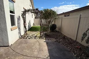 2443 Plumcreek Ln, Manteca, CA 95336 - Photo 24