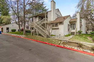 3900 Park Cir Ln, Carmichael, CA 95608 - Photo 32