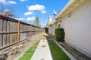 1598 Kimiyo St, Stockton, CA 95206 - Photo 52