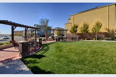 4057 Southampton Street, West Sacramento, CA 95691 - Photo 4