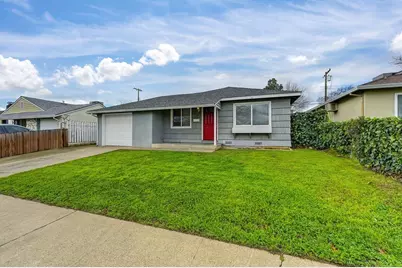 5204 Bradford Drive, Sacramento, CA 95820 - Photo 2