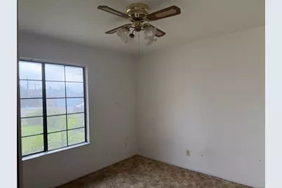 515 N Santa Monica Street, Los Banos, CA 93635 - Photo 8