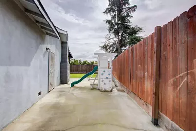 9906 Jennifer Court, Delhi, CA 95315 - Photo 32