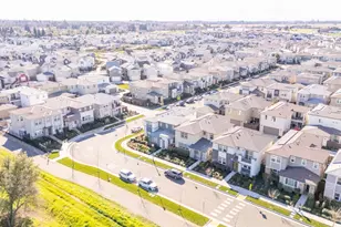 2909 Hazel Gaze St, Sacramento, CA 95833 - Photo 52