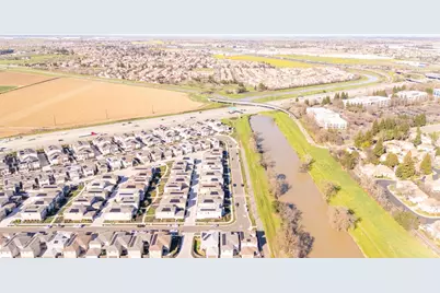 2909 Hazel Gaze Street, Sacramento, CA 95833 - Photo 58