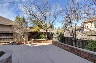 1054 Ledgestone Dr, Folsom, CA 95630 - Photo 58