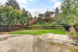 8233 Dalkeith Way, Antelope, CA 95843 - Photo 38