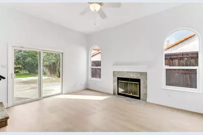 8233 Dalkeith Way, Antelope, CA 95843 - Photo 18