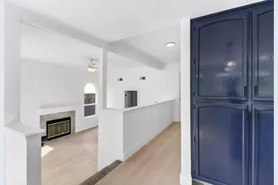 8233 Dalkeith Way, Antelope, CA 95843 - Photo 16